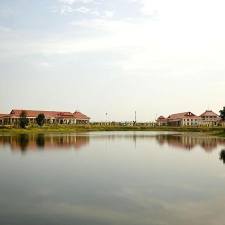 地平线湖景度假村 Naypyidaw 外观 照片